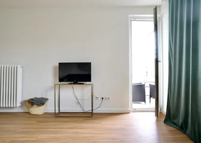 Les Jardins Aparthotel 4*